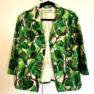 Green Foliage DOLCE&GABBANA suit!!!